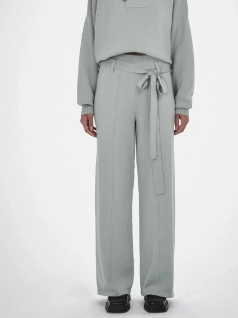 Sue Belted Sweater Pant
